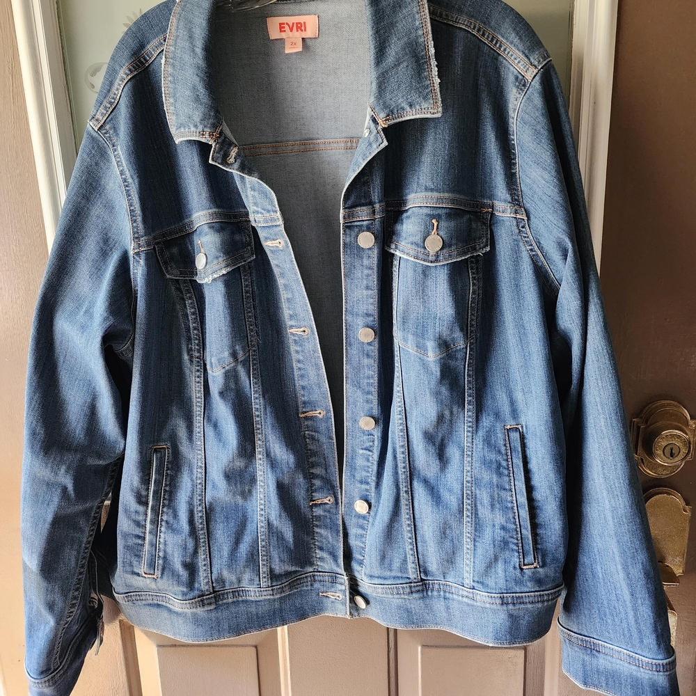 EVRI Classic Blue Jean Jacket